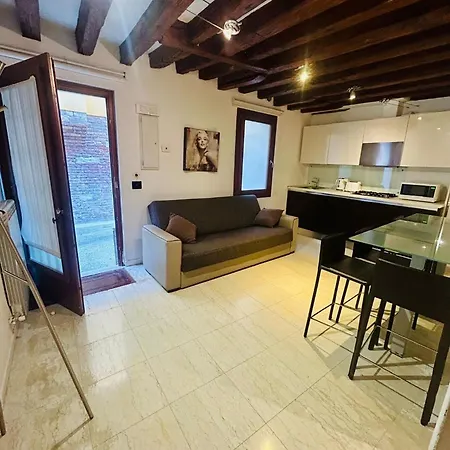 Ln Homes - Ca' Tiepolo Appartement Venetië
