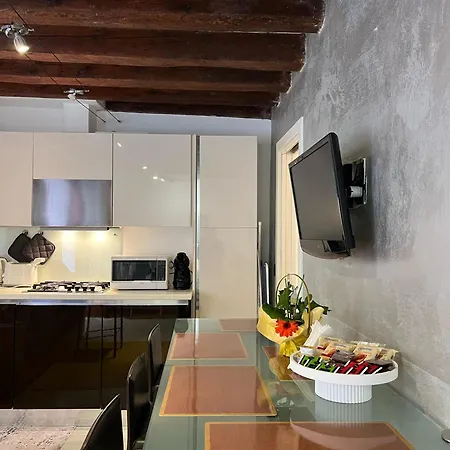 Ln Homes - Ca' Tiepolo * البندقية